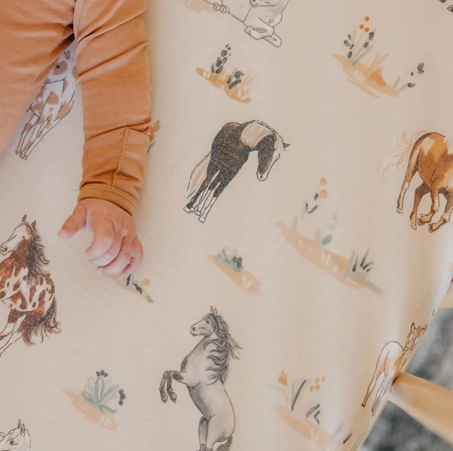 Drap Contour pour Lit de Bébé - Chevaux - Image 4