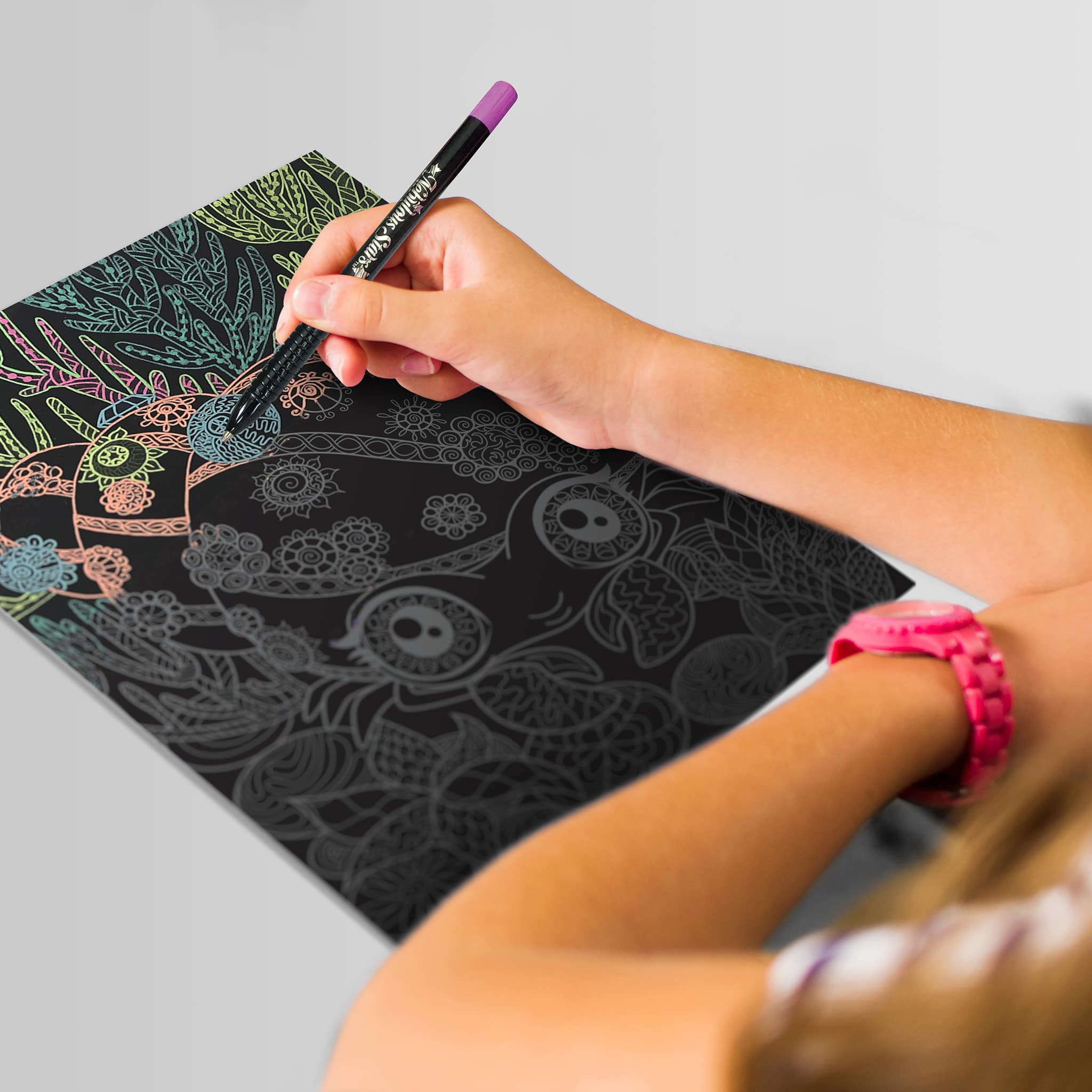 Livre Ă Coloriage Ă Pages Noires - Image 8