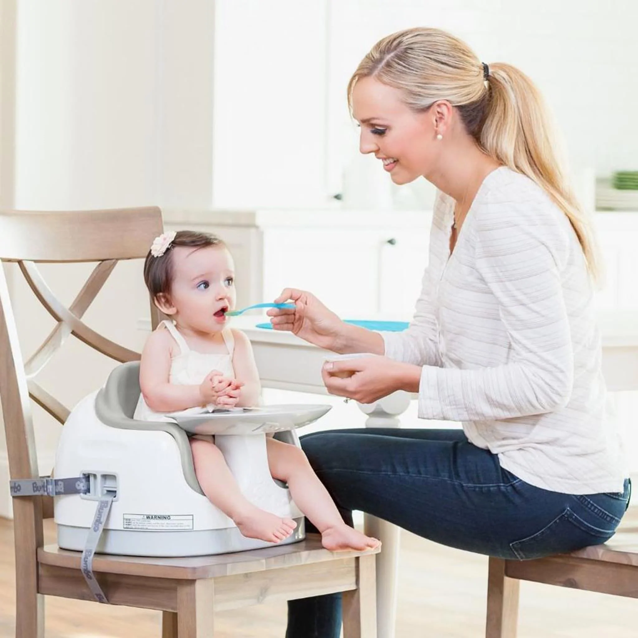 Siège de Table Portatif Rehausseur Multi Bumbo - Cool Grey - Image 4