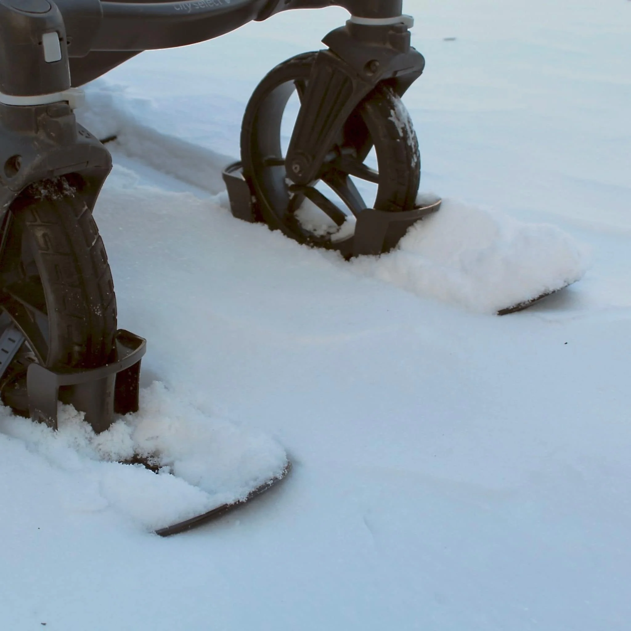 Skis pour Poussette 4 Roues - Image 5
