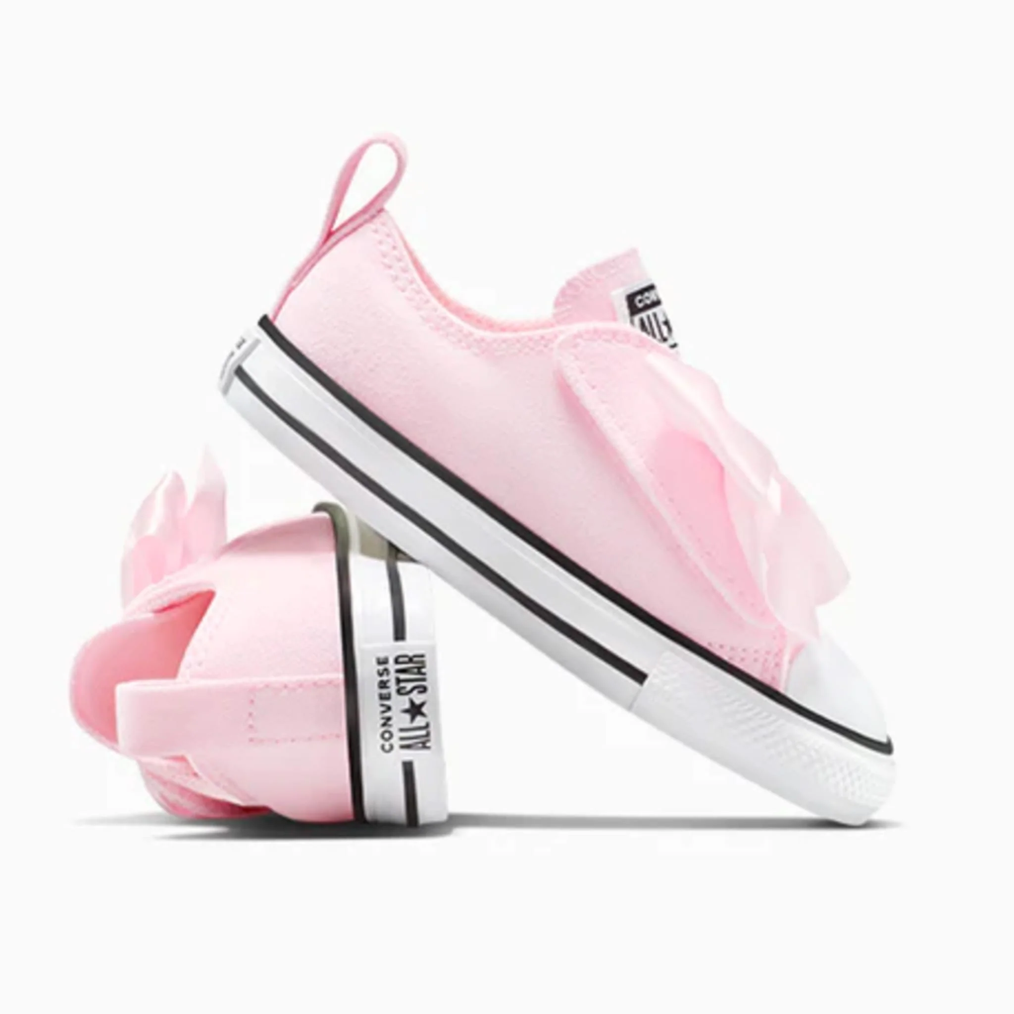 Soulier Chuck Taylor Bow Pointures 4-10 - Image 4