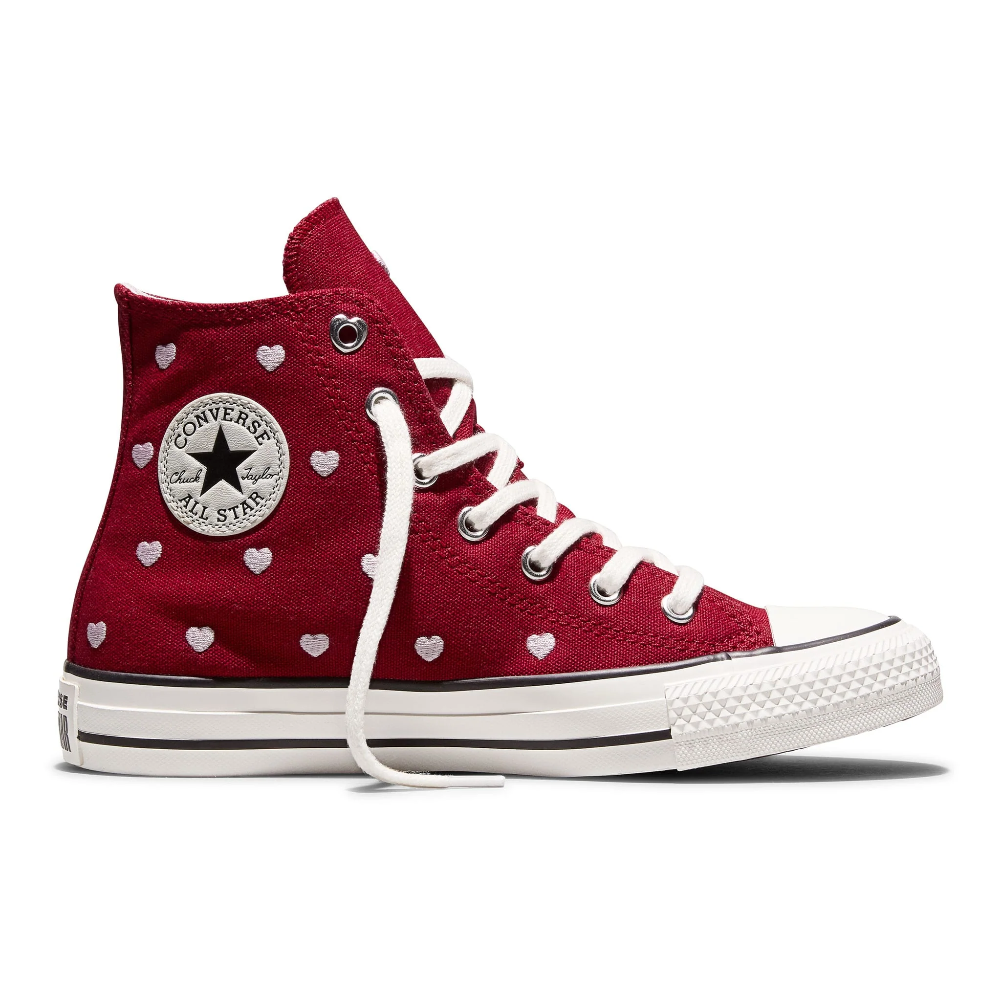 Soulier Chuck Taylor Coeur Pointures 4-7
