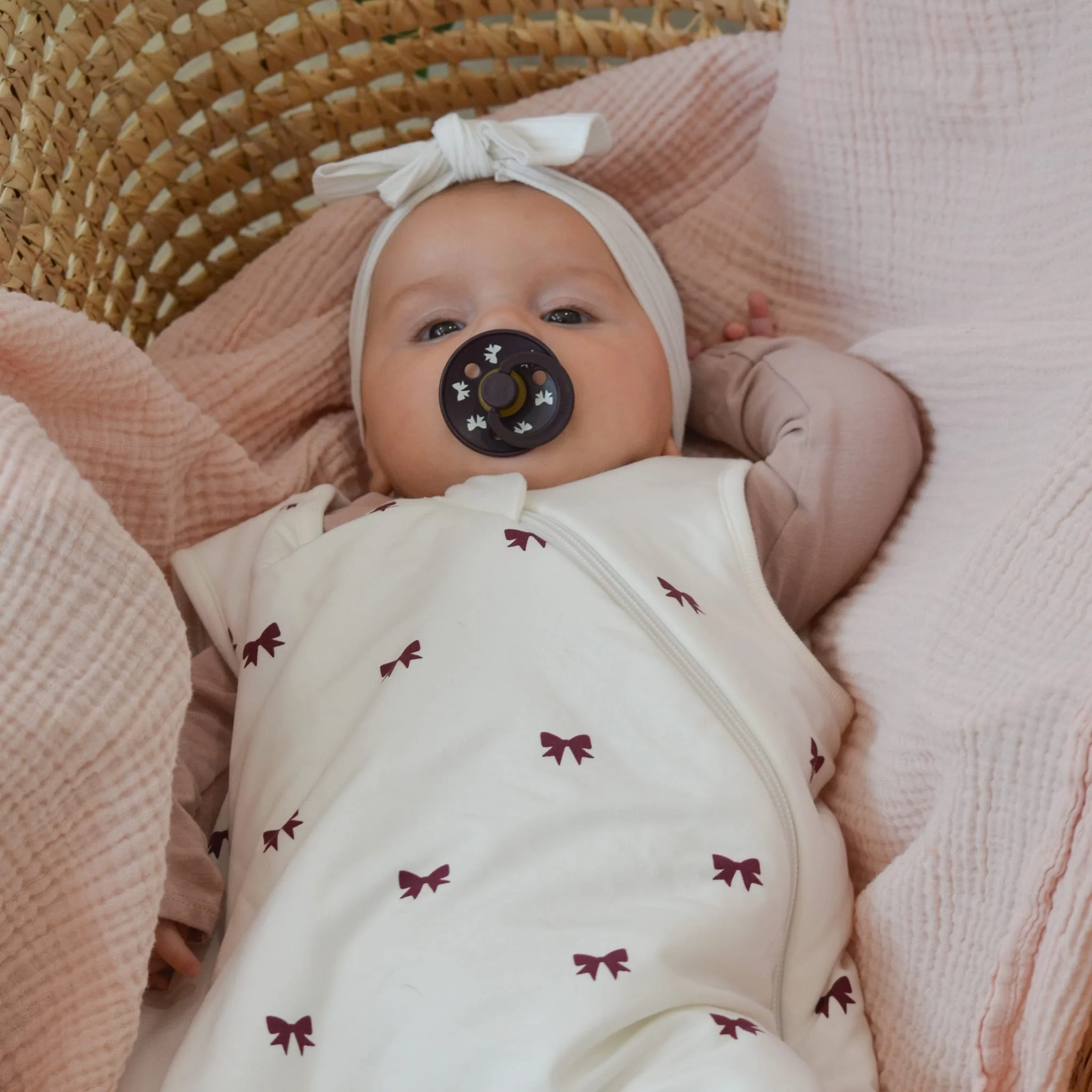 Suce Bibs (2) 6-18mois Boucles (Grandeur 2) - Image 9