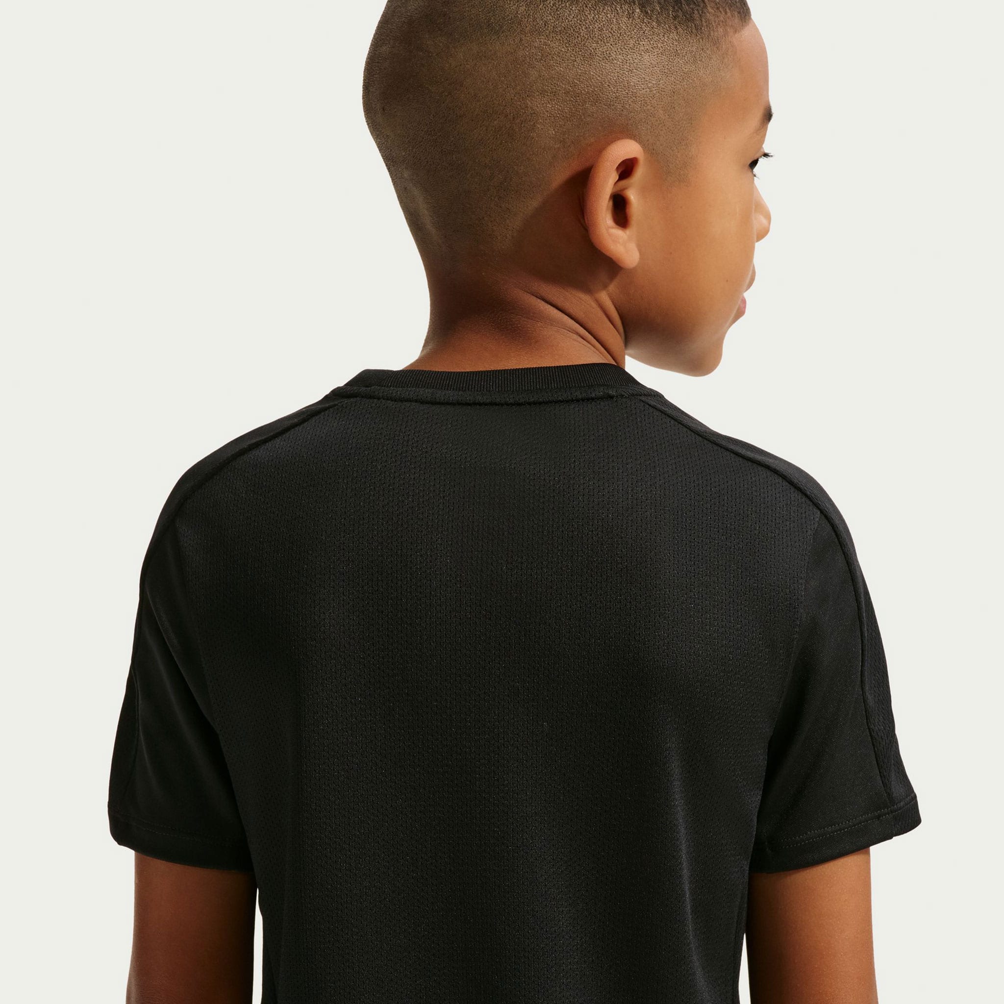 T-shirt Trophy23 Drifit 8-16ans - Image 4