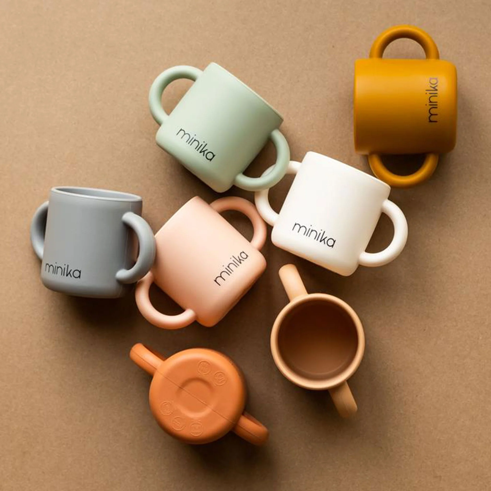 Tasse d'Apprentissage en Silicone avec Poignées - Image 9